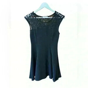 🟣Acemi Little Black Sleeveless Dress Medium